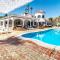 Seaside Paradise Villa with a Private Pool and Walking distance to the Beach - Marbella