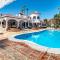 Seaside Paradise Villa with a Private Pool and Walking distance to the Beach - Marbella