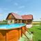 Amazing Home In Lonjica With Wifi - Gračec