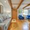 Unique Cape Cod Vacation Rental with Yard and Fire Pit - بروستر