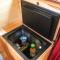 Caban Delor. Off-grid glamping experience. Walking distance into Caernarfon. 20-min drive to Snowdonia or Anglesey.