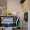 Villa Beauty with heated pool and jacuzzi