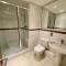 Stunning 2-bed Town Centre Apartment - Hosted by Hutch Lifestyle