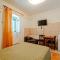 Apartments and rooms with WiFi Lastovo - 13678