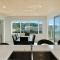 The White Haus - Waihi Beach Upstairs Holiday Unit