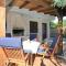 HACIENDA MIA with yacuzzi,BBQ , free parking