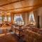 Villa Bostele with Five Bedrooms, Indoor Pool, Two Saunas & Garage