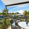 Sun Drenched Unit in Noosaville