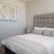 Movics Modern Airbnb