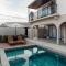 SUARASA Villa - Private Pool - 瓜拉丁加奴