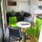 Green CargoPod at Lee Wick Farm Cottages & Glamping