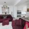 BOBBIN ROW - Grade 2 Listed Property with a Beautiful Design with Access to Leeds - Leeds