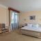 Готель Дніпро Dnipro Hotel