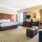 Comfort Suites at Woodbridge
