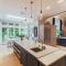 Stunning 5BR Henley Home: Your Perfect Retreat