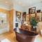 Stunning 5BR Henley Home: Your Perfect Retreat
