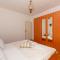 Apartments Diora