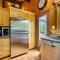 Jamaica Vacation Home with Deck 8 Mi to Skiing!