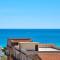 Blue Horizon Calabria - Seaside Apartment 120m to the Beach - Air conditioning - Wi-Fi - View - Free Parking