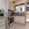 Family-friendly apartments with swimming pools Zavode, Omis - 1021