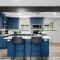 NEW! Great Location, Putting Green, Movie Room - أرفادا