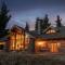Fairytale Log Cabin - Homewood Forest Retreat