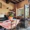 Rustic Holiday Home in Citt di Castello with Swimming Pool