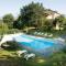 Rustic Holiday Home in Citt di Castello with Swimming Pool