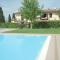 Enticing Holiday home in Lazise with Swimming Pool