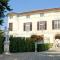 Charming Elegant castle flat with large garden - Rocca Grimalda