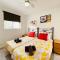 Sunshine holiday house