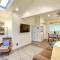 Sheboygan Getaway with Deck and On-Site Lake Access! - شيبويغان