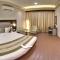 Hotel Signature - Ichalkaranji