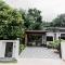 Ying Yang House Sawankhalok