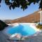 The Sundown Villa - Parasporos