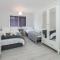 Pass the Keys 2BDR Peaceful Ground Floor Apartment Free Parking