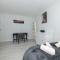 Pass the Keys 2BDR Peaceful Ground Floor Apartment Free Parking