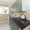 Pass the Keys 2BDR Peaceful Ground Floor Apartment Free Parking