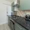 Pass the Keys 2BDR Peaceful Ground Floor Apartment Free Parking