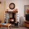 The Beautiful Bobbin - Premium Cottage with views, local walks, wood burner & pubs - Tideswell