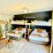 Wisteria View with hottub & cabin sleeps 20