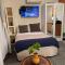 Cosy Studio with Courtyard in Vibrant Fitzroy! - ملبورن