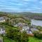 Rocket House - Large family home perched above the river - Dittisham