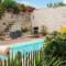 2 Bedroom Lovely Home In Saint-just-luzac - Saint-Just