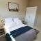 Garden Flat - Walk To The Beach (no load shedding)