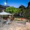 The Rock Guesthouse A 1923 Stone Heritage Home in Meteora