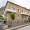 The Rock Guesthouse A 1923 Stone Heritage Home in Meteora