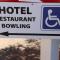 Hotel Restaurant du Bowling de Millau - 米洛