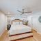 Carolyn's Beach House unit B - South Padre Island