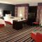 Hampton Inn & Suites Albany at Albany Mall - Олбані